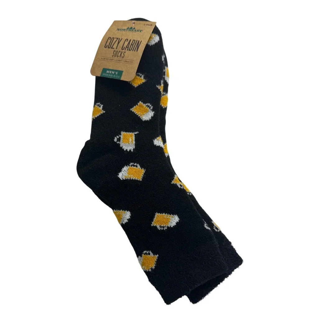 Northeast Outfitters Mens Cozy Cabin Socks Black Beer Mug Print Crew Size Large‎